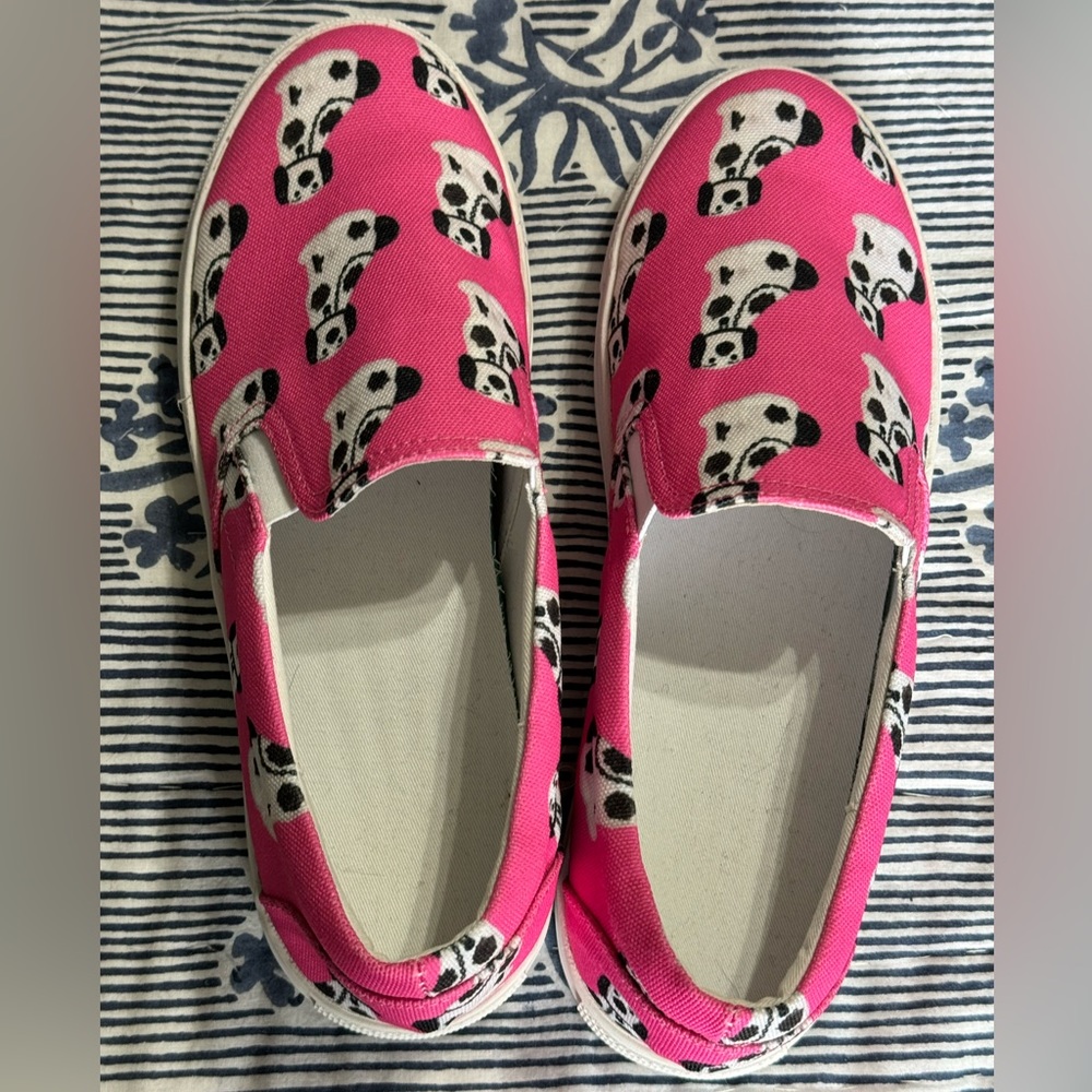 Custom printed Staffordshire dog slip on sneakers - Picture 4 of 9